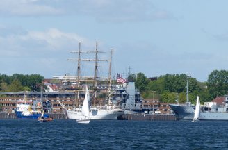 Segelschulschiff "Eagle" in Kiel