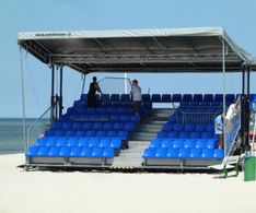 15 Tribünen für Beach-Volleyball gab es schon 2012 und ....