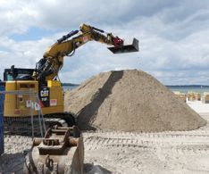 25 die Bauarbeiten  für den Strandzugang haben begonnen